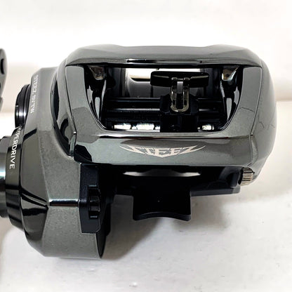 【フィッシング/釣り/釣具/リール】 【ベイトリール/右ハンドル】Daiwa | ダイワ 24スティーズSVTW 100XH【加古川店】