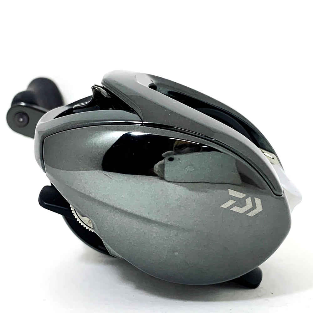 【フィッシング/釣り/釣具/リール】 【ベイトリール/右ハンドル】Daiwa | ダイワ 24スティーズSVTW 100XH【加古川店】