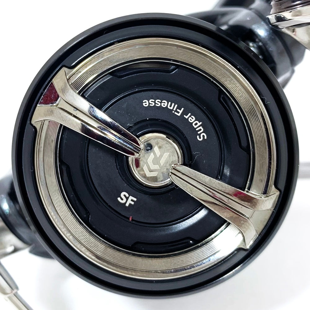 【フィッシング/釣り/釣具/リール】 【スピニングリール】Daiwa | ダイワ 24ルビアスLTSTSF LT ST SF 2000SS-P【加古川店】