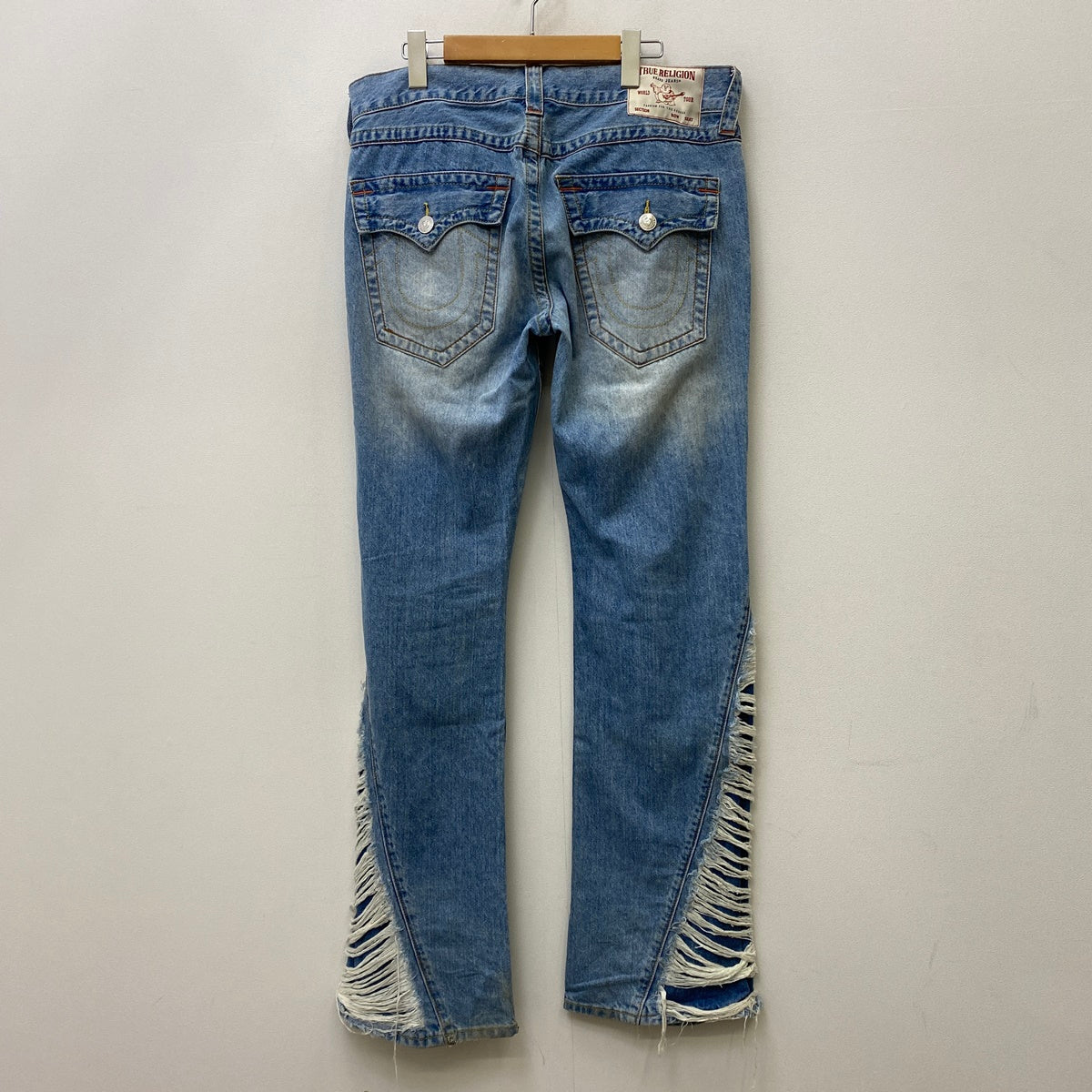TRUE RELIGION | トゥルーレリジョン SLIM FLARE SN DESTROYED SS 1/2 デニムパンツ 109180-IUCR サイズ：32【加古川店】