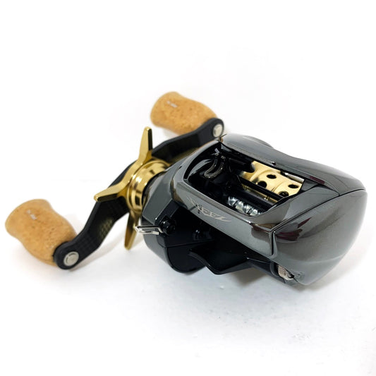 【フィッシング/釣り/釣具/リール】 【ベイトリール/右ハンドル】Daiwa | ダイワ 24スティーズSVTW 100XH ※カスタム品（純正無し） SLP【加古川店】