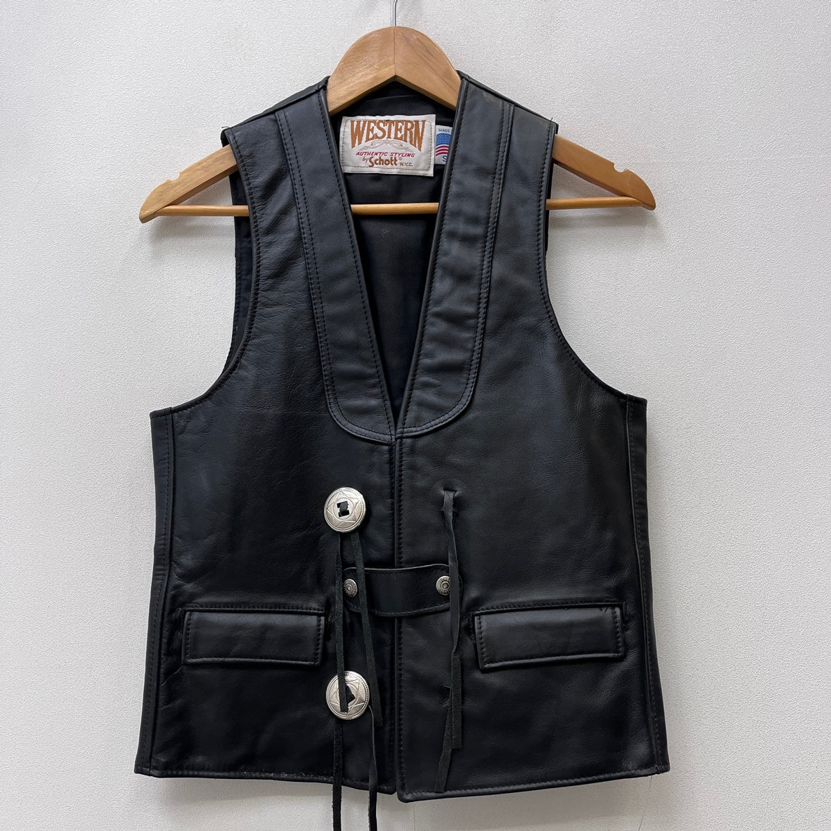 schott | ショット ウエスタンコンチョ 90'S レザー ブラック サイズ：S【加古川店】