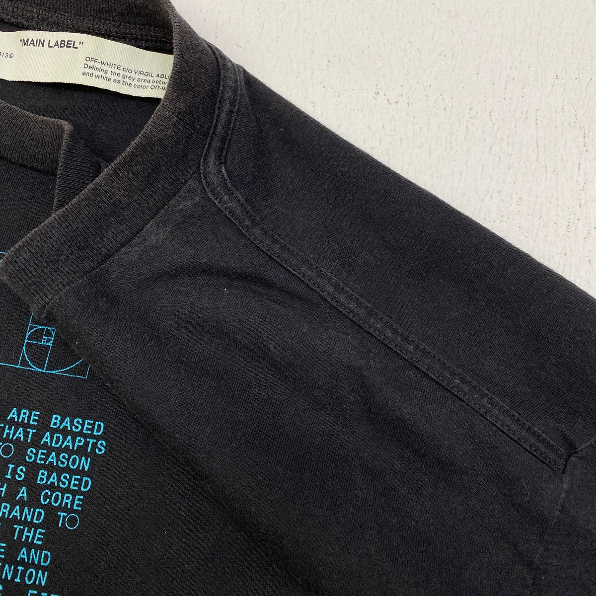 OFF-WHITE | オフホワイト DRIPPING ARROWS S/S OVER 半袖Ｔシャツ OMAA038R20185005 ブラック サイズ：M【加古川店】
