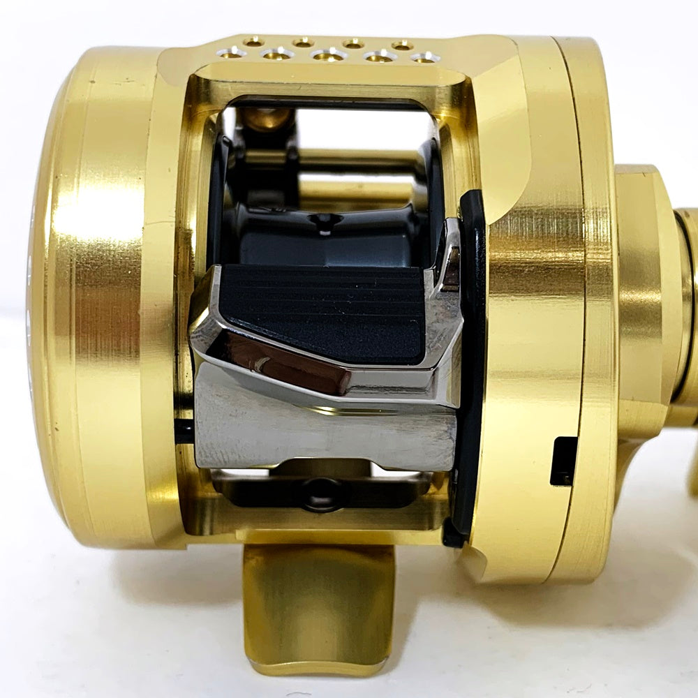 【フィッシング/釣り/釣具/リール】 【ベイトリール/右ハンドル】SHIMANO | シマノ 21カルカッタコンクエスト 100HG　※カスタムハンドル（純正無し）【加古川店】