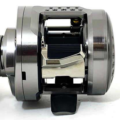 【フィッシング/釣り/釣具/リール】 【ベイトリール/左ハンドル】SHIMANO | シマノ 23カルカッタコンクエストBFS HGLH【加古川店】