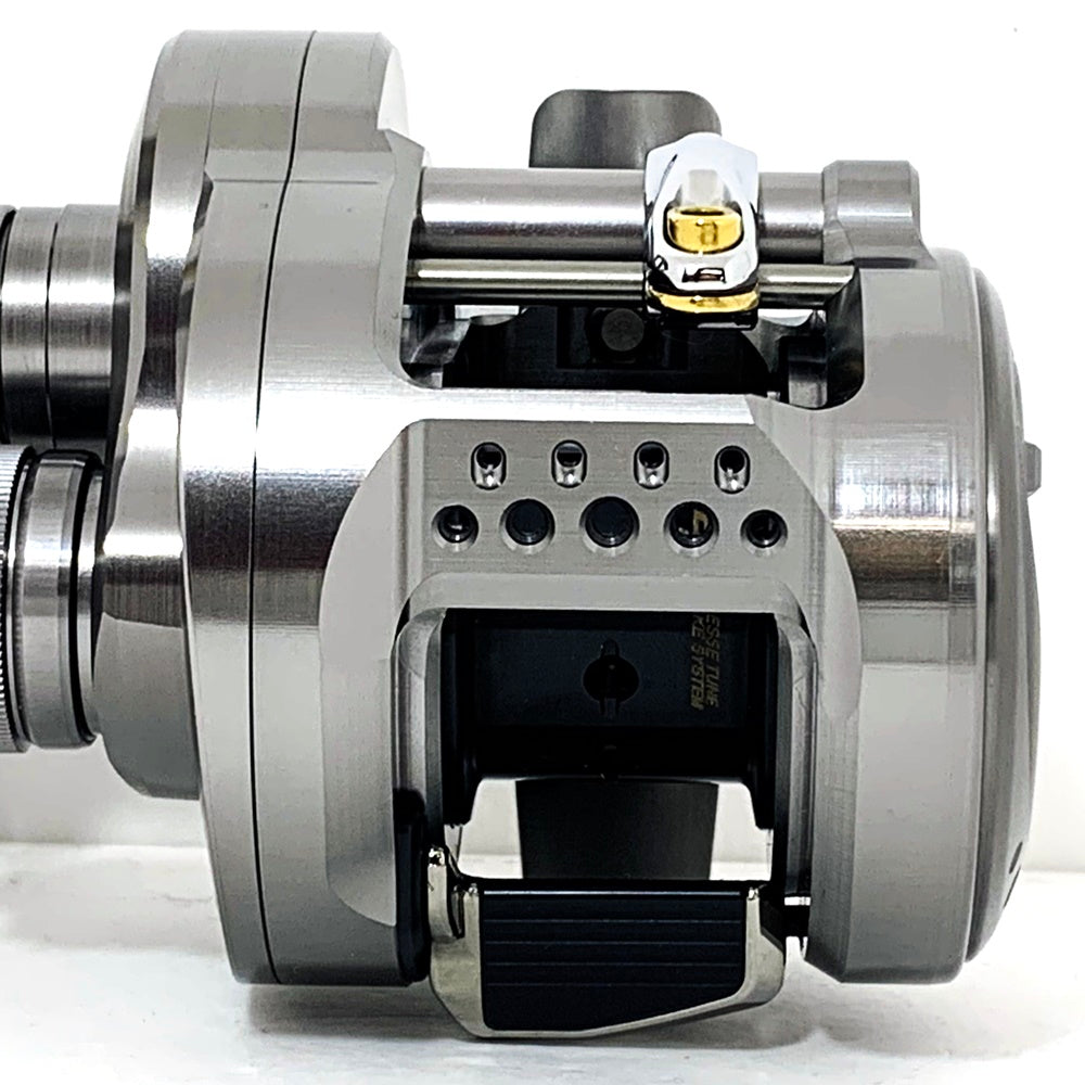 【フィッシング/釣り/釣具/リール】 【ベイトリール/左ハンドル】SHIMANO | シマノ 23カルカッタコンクエストBFS HGLH【加古川店】