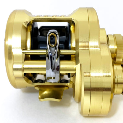【フィッシング/釣り/釣具/リール】 【ベイトリール/左ハンドル】SHIMANO | シマノ 21カルカッタコンクエスト 201HG【加古川店】