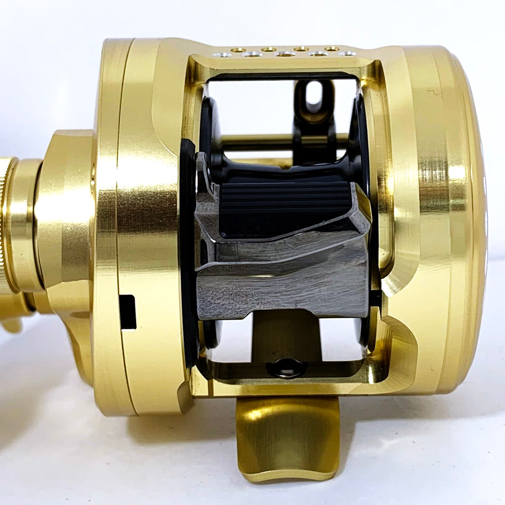 【フィッシング/釣り/釣具/リール】 【ベイトリール/左ハンドル】SHIMANO | シマノ 21カルカッタコンクエスト 201HG【加古川店】