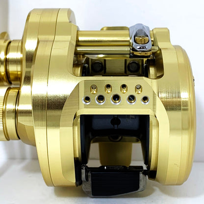 【フィッシング/釣り/釣具/リール】 【ベイトリール/左ハンドル】SHIMANO | シマノ 21カルカッタコンクエスト 201HG【加古川店】