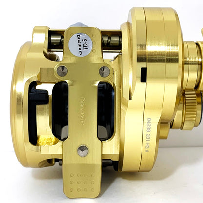 【フィッシング/釣り/釣具/リール】 【ベイトリール/左ハンドル】SHIMANO | シマノ 21カルカッタコンクエスト 201HG【加古川店】