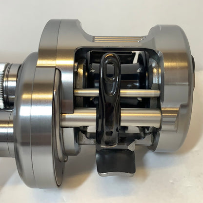 【中古】【フィッシング/釣り/釣具/リール】 【ベイトリール/右ハンドル】SHIMANO | シマノ 20カルカッタコンクエストDC 100【加古川店】