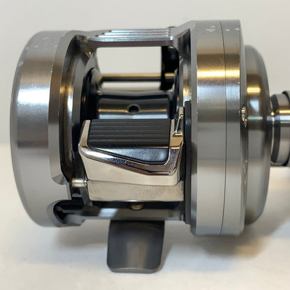 【中古】【フィッシング/釣り/釣具/リール】 【ベイトリール/右ハンドル】SHIMANO | シマノ 20カルカッタコンクエストDC 100【加古川店】
