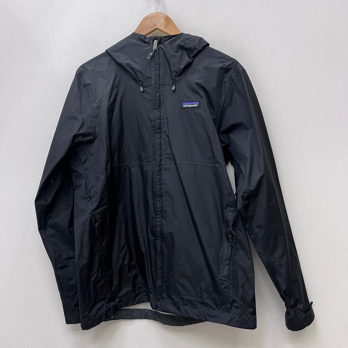 patagonia | パタゴニア Torrentshell 3L Rain Jacket マウンテンパーカー 83802 ブラック サイズ：M【加古川店】