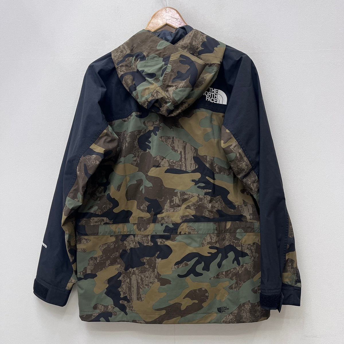 THE NORTH FACE | ザ・ノースフェイス NOVELTY MOUNTAIN LIGHT JACKET マウンテンパーカー NP62135 カモ サイズ：S【加古川店】