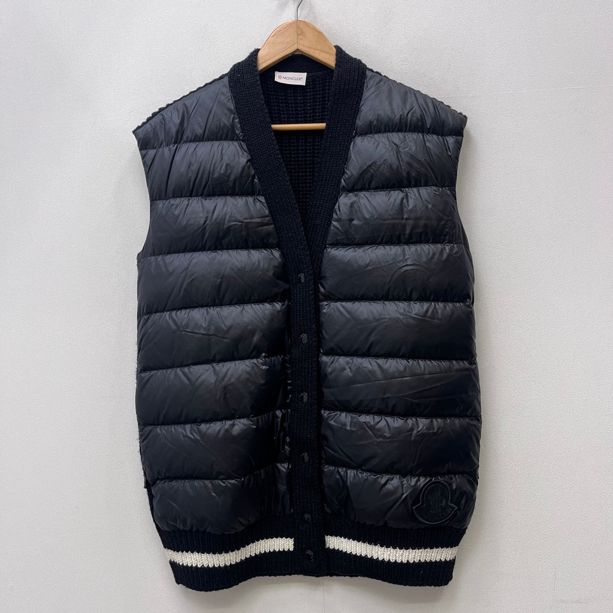 MONCLER | モンクレール GILET 23aw ダウンベスト I20939I00001 ブラック サイズ：XS【加古川店】