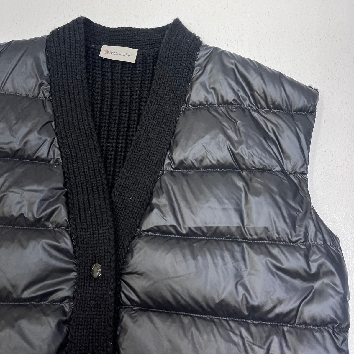 MONCLER | モンクレール GILET 23aw ダウンベスト I20939I00001 ブラック サイズ：XS【加古川店】
