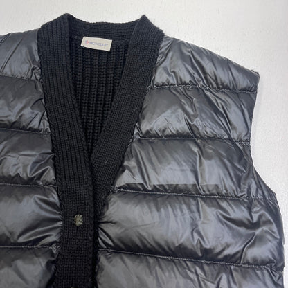 MONCLER | モンクレール GILET 23aw ダウンベスト I20939I00001 ブラック サイズ：XS【加古川店】