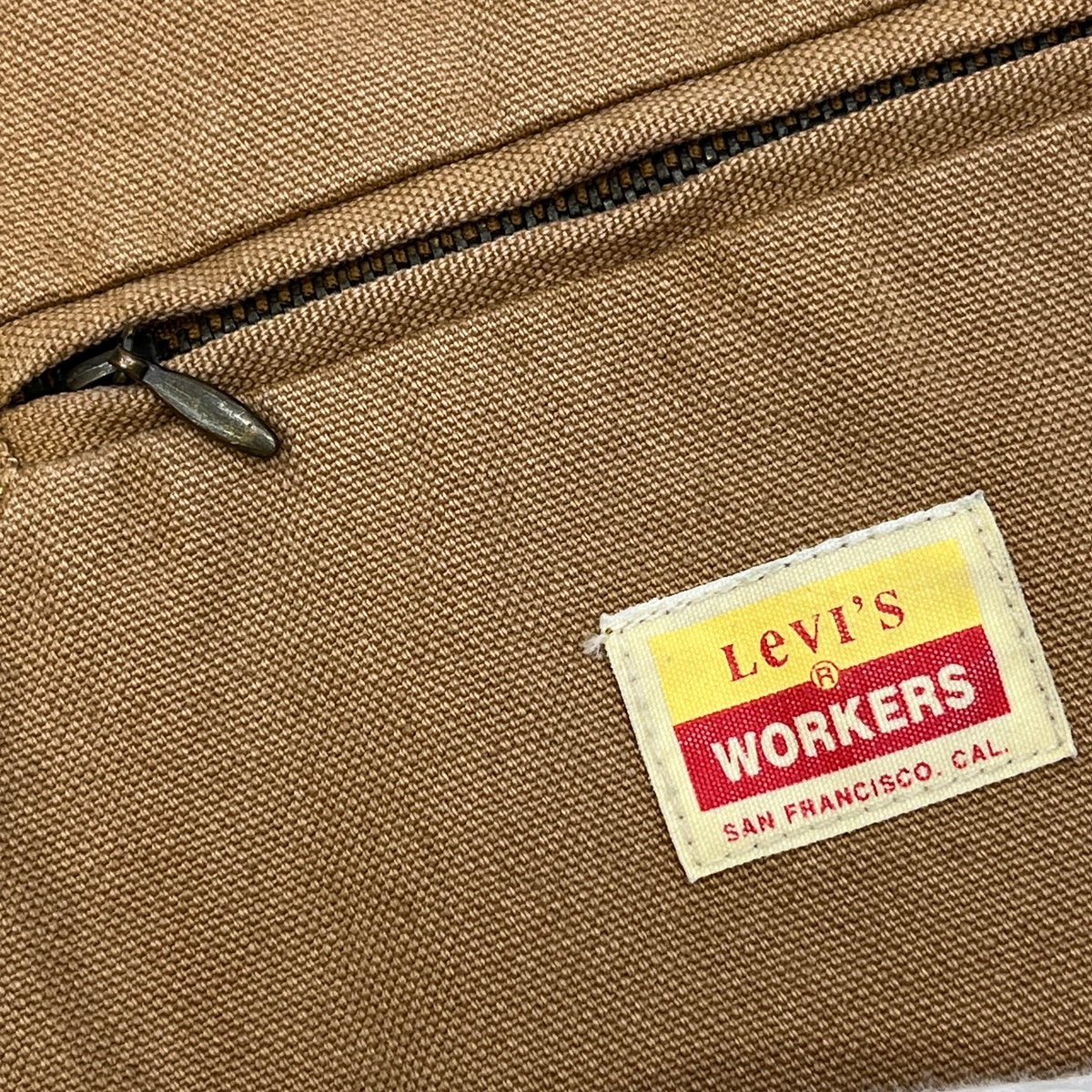 Levi's | リーバイス ダックジャケット その他アウター 70743-34 キャメル サイズ：40【加古川店】