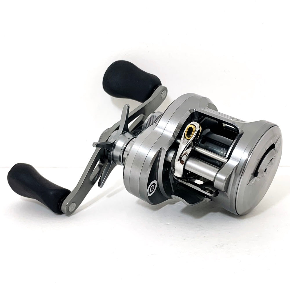 【フィッシング/釣り/釣具/リール】 【ベイトリール/右ハンドル】SHIMANO | シマノ 26カルカッタコンクエストDC 200XG【加古川店】