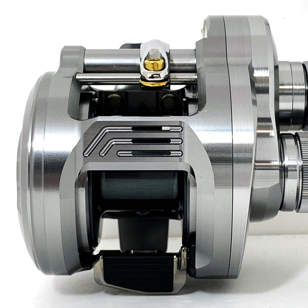 【フィッシング/釣り/釣具/リール】 【ベイトリール/右ハンドル】SHIMANO | シマノ 26カルカッタコンクエストDC 200XG【加古川店】