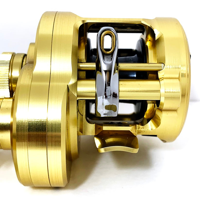 【フィッシング/釣り/釣具/リール】 【ベイトリール/右ハンドル】SHIMANO | シマノ 21カルカッタコンクエスト 100【加古川店】