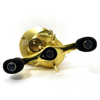 【フィッシング/釣り/釣具/リール】 【ベイトリール/右ハンドル】SHIMANO | シマノ 21カルカッタコンクエスト 100【加古川店】