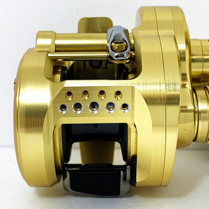 【フィッシング/釣り/釣具/リール】 【ベイトリール/右ハンドル】SHIMANO | シマノ 21カルカッタコンクエスト 100【加古川店】