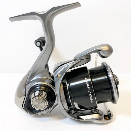 【フィッシング/釣り/釣具/リール】 【スピニングリール】Daiwa | ダイワ 25カルディアFCLT 2000S-H【加古川店】
