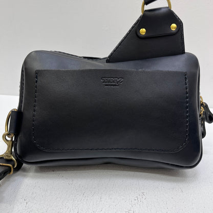 HERZ | ヘルツ チェストバッグ ショルダーバッグ ブラック【加古川店】