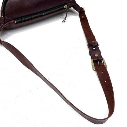 ryu | リューリュウ PLAIN SLING SHOULDER ボディバッグ ブラウン【加古川店】