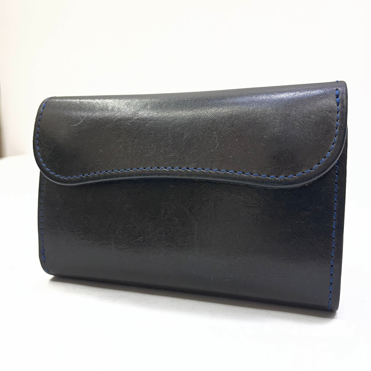WILDSWANS | ワイルドスワンズ FULL GRAIN BRIDLE 三つ折り財布 SP-BYRNE ブラック【加古川店】
