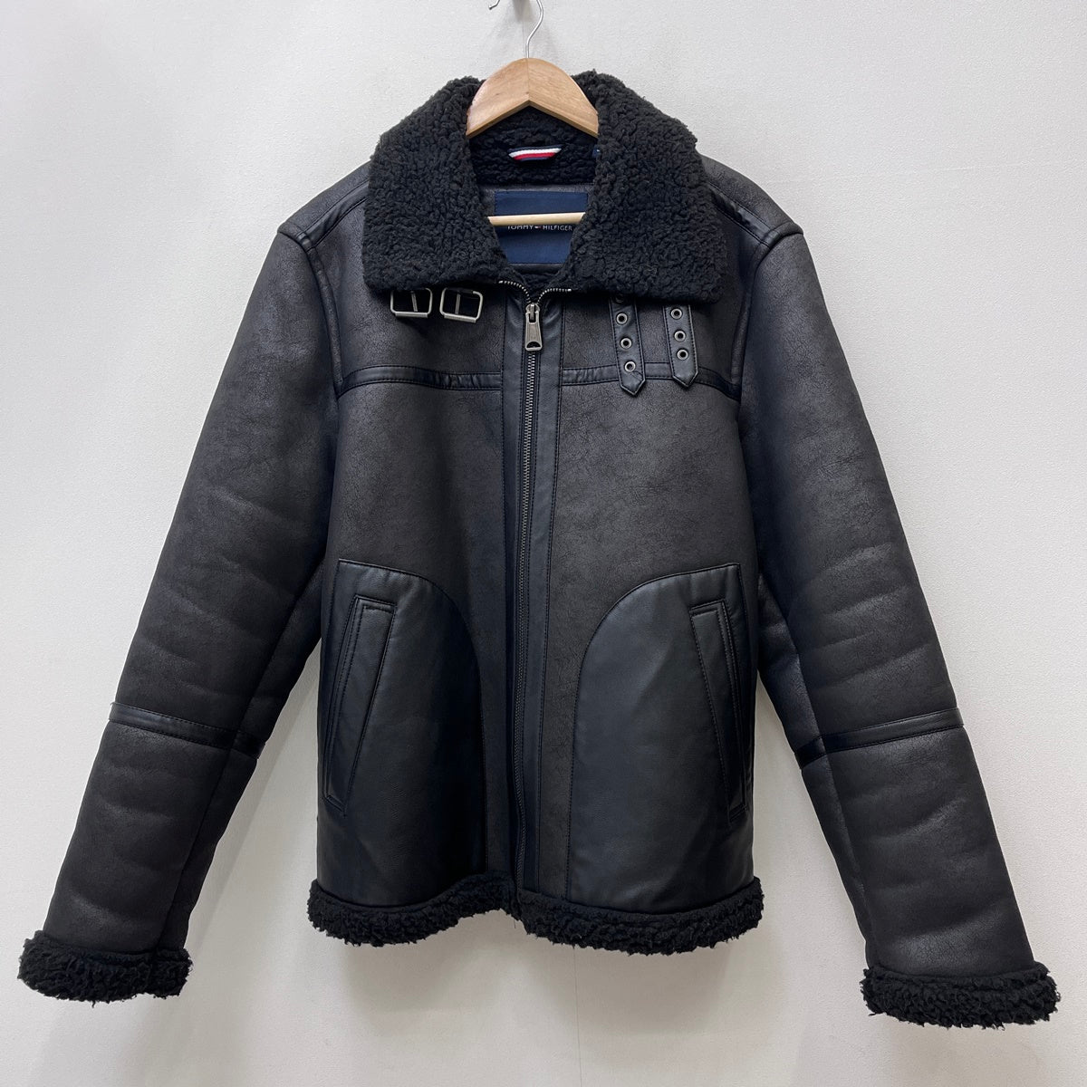 TOMMY HILFIGER | トミーヒルフィガー その他アウター 150AS251 ブラック サイズ：M【加古川店】