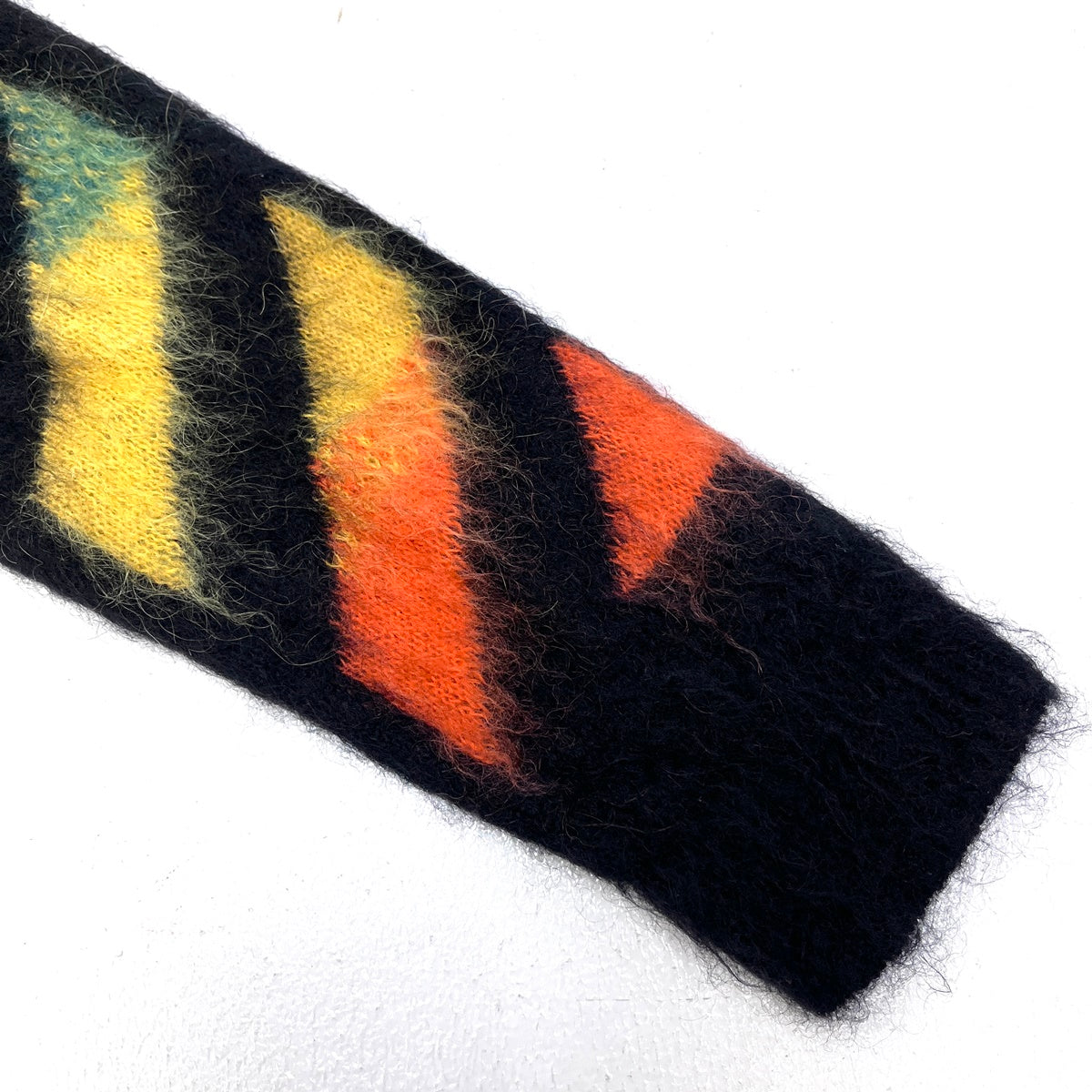 OFF-WHITE | オフホワイト Diag Brushed Mohair Crewneck ニット OMHA036F20KNI001 ブラック サイズ：L【加古川店】
