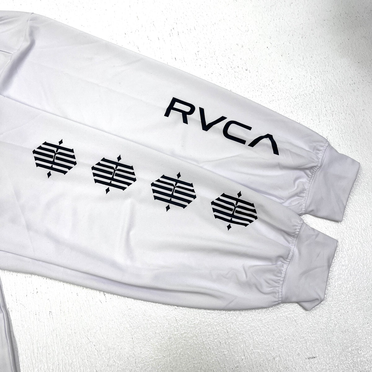 RVCA | ルーカ　アールブイ LT ストレッチ・ドライ ロンT 長袖Ｔシャツ BG042060 ホワイト サイズ：XL【加古川店】