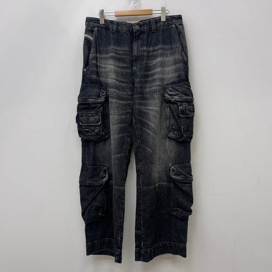DIESEL | ディーゼル D-FISH-CARGO-S デニムパンツ A13088 0GHAA ブラック サイズ：32【加古川店】