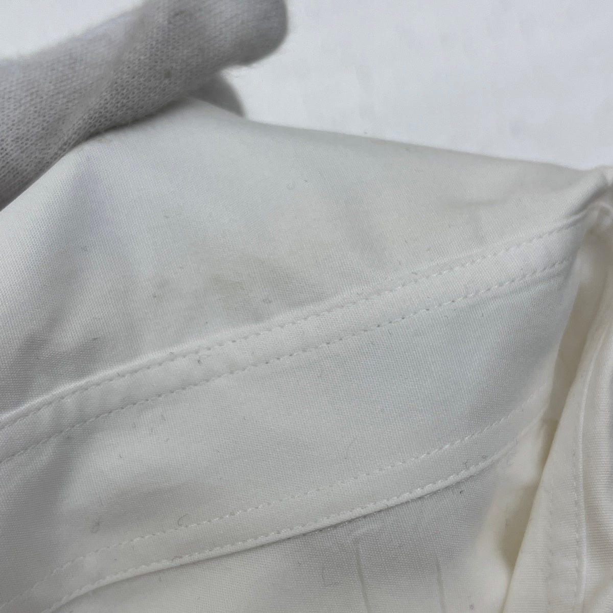 COMME des GARCONS HOMME | コムデギャルソンオム 捻れ変形ロングシャツ 長袖シャツ PB-B003 ホワイト サイズ：S【加古川店】