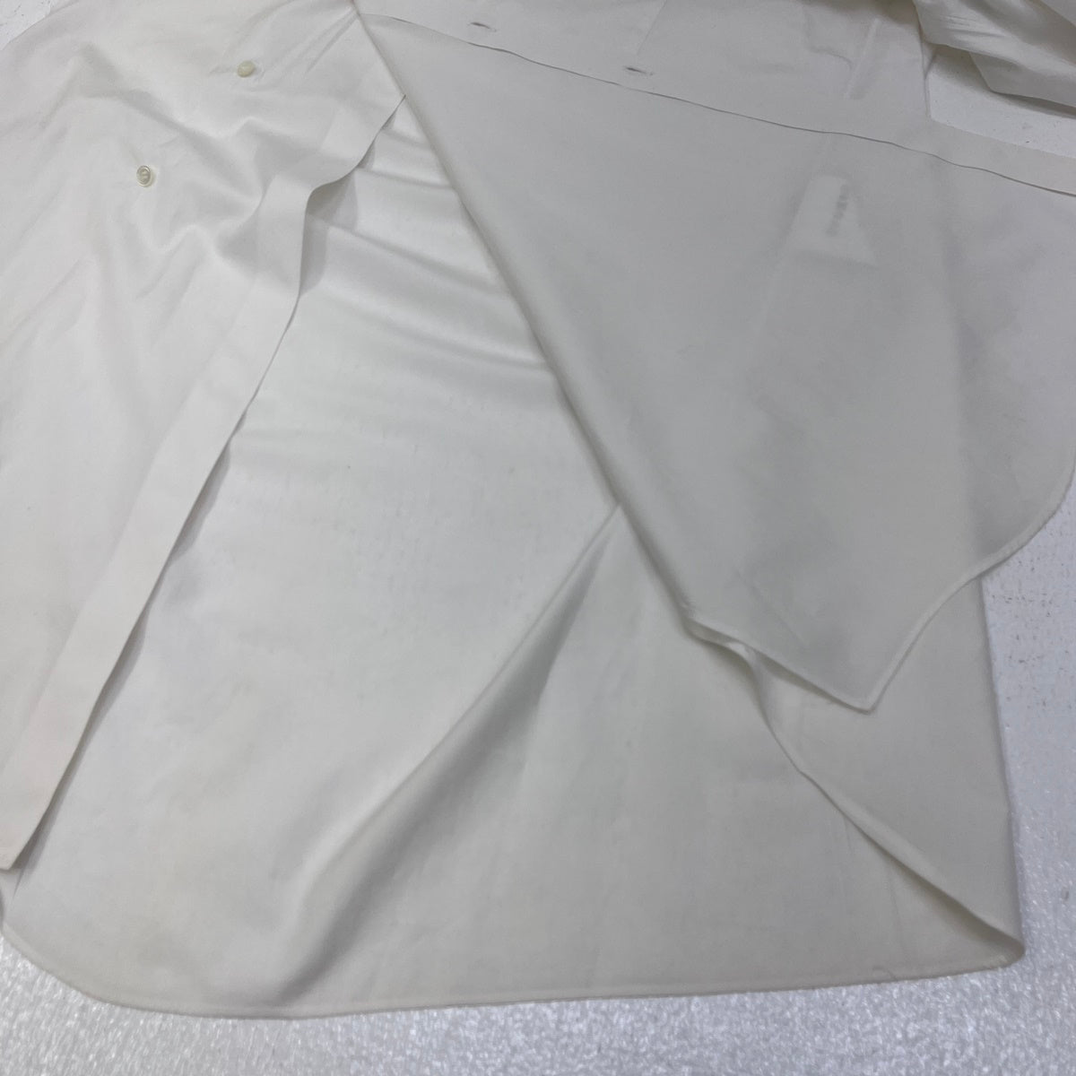 COMME des GARCONS HOMME | コムデギャルソンオム 捻れ変形ロングシャツ 長袖シャツ PB-B003 ホワイト サイズ：S【加古川店】