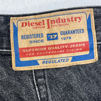 DIESEL | ディーゼル D-FISH-CARGO-S デニムパンツ A13088 0GHAA ブラック サイズ：32【加古川店】