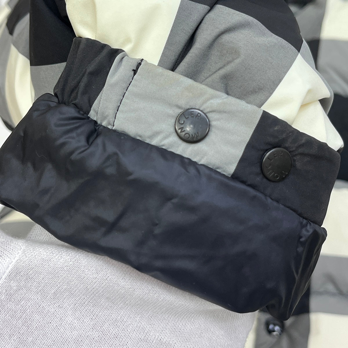 MONCLER | モンクレール AUBRAC GIUBBOTTO 20AW ダウンジャケット F20911A54410 サイズ：4【加古川店】