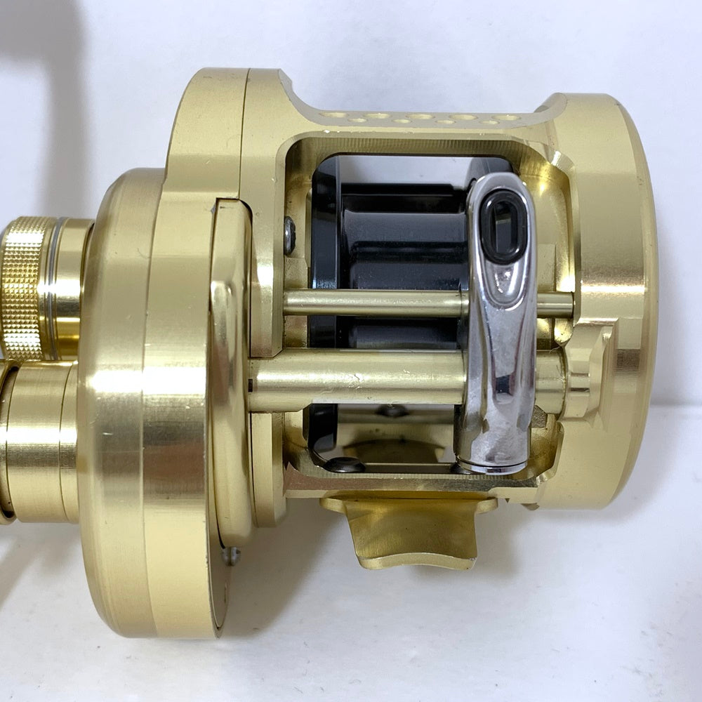 【中古】【フィッシング/釣り/釣具/リール】 【ベイトリール/右ハンドル】SHIMANO | シマノ 14オシアコンクエスト200HG 200HG【加古川店】
