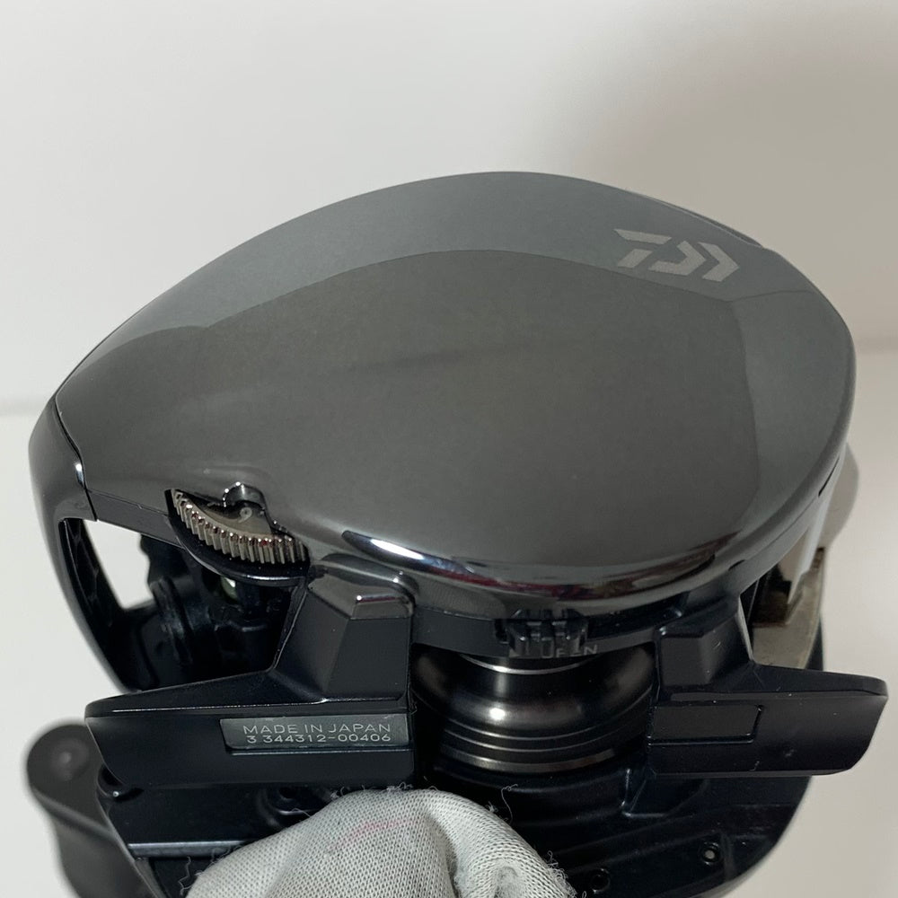 【中古】【フィッシング/釣り/釣具/リール】 【ベイトリール/右ハンドル】Daiwa | ダイワ 24スティーズSVTW 100H【加古川店】