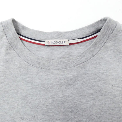 【中古】MONCLER | モンクレール 半袖Ｔシャツ D10918026250 並行品 サイド切り替え ラバーロゴ グレー サイズ：M