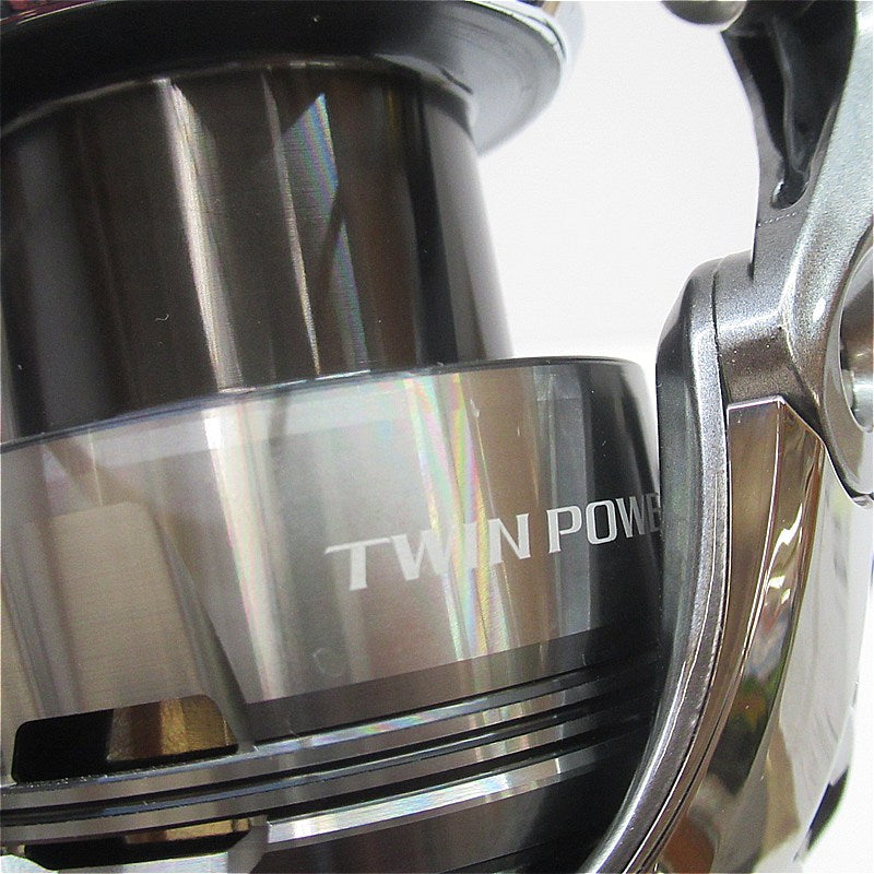【フィッシング/釣り/釣具/リール】 【スピニングリール】SHIMANO | シマノ 24ツインパワー 4000XG 046871【瀬戸大橋店】