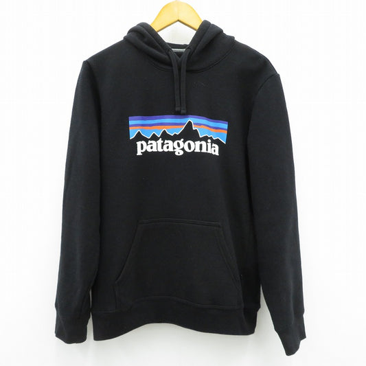 patagonia | パタゴニア P-6 ロゴ・アップライザル・フーディ パーカー 39622 ブラック サイズ：S【瀬戸大橋店】