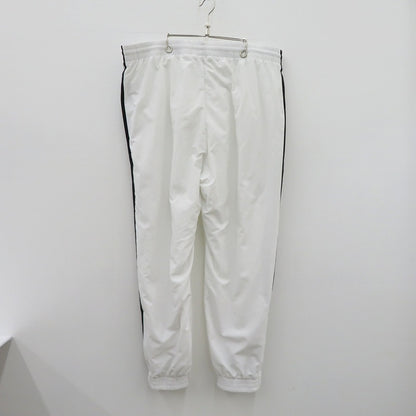 adidas Originals | アディダスオリジナルス ｱﾃﾞｨｶﾗｰｳｰﾌﾞﾝﾌｧｲﾔｰﾊﾞｰﾄﾞﾄﾗｯｸﾊﾟﾝﾂ パンツ JY1334 ｻｲｽﾞ:4XL ホワイト