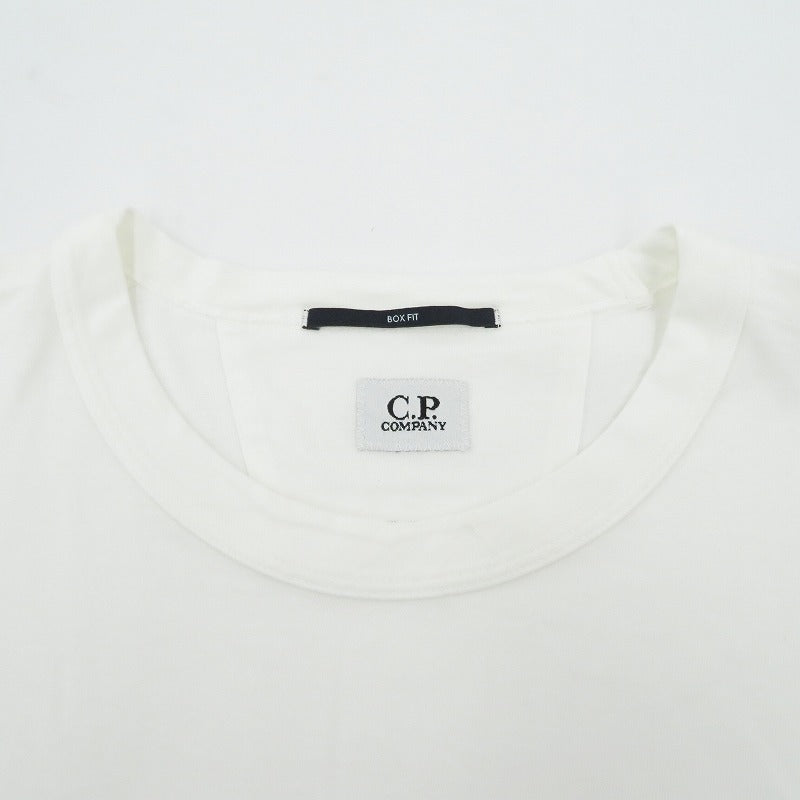 C.P.Company | シーピーカンパニー BOX FIT Tシャツ 半袖Ｔシャツ 2401203 ホワイト サイズ：L【瀬戸大橋店】
