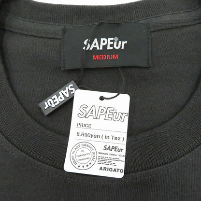 SAPEur | サプール ﾍﾟｲｽﾞﾘｰﾛｯﾄﾞﾏﾝTEE 半袖Ｔシャツ ブラック サイズ：M【瀬戸大橋店】